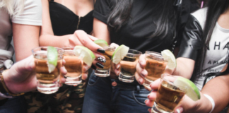 Nietrzeźwa kierująca zatrzymana po zgłoszeniu na numer alarmowy