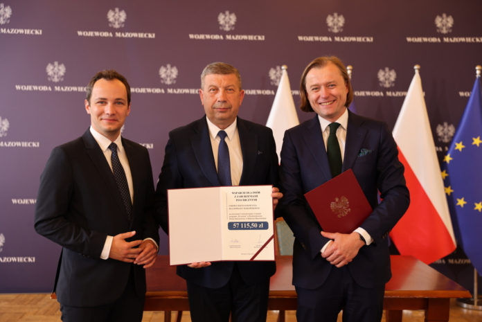 57dc102e-268b-47b2-9bec-90385f4bf7a5