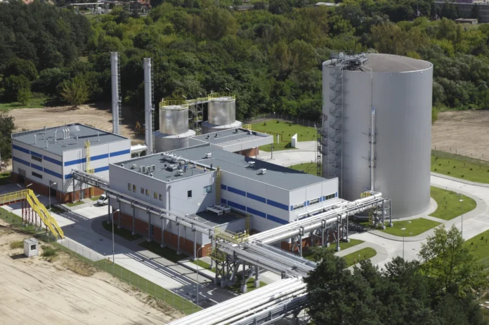istniejaca_instalacja_cieplownicza_na_terenie_elektrowni_ostroleka_b