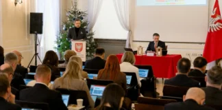 Sesja sejmiku Mazowsza 0x480sesja