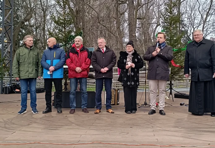 1765125997331 1765125997331