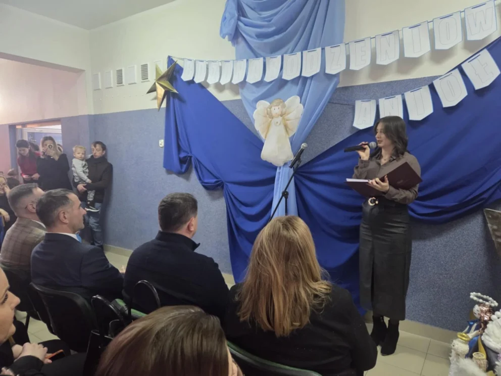 06deb0d5 8826 4faa 8900 ba3ced518af1