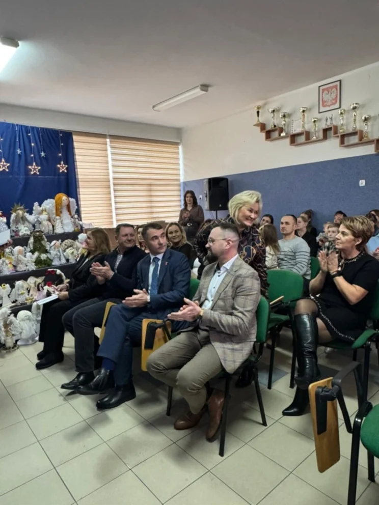 cfa795c4 f6d9 4364 a9c5 ebdb1e0f3924 1 