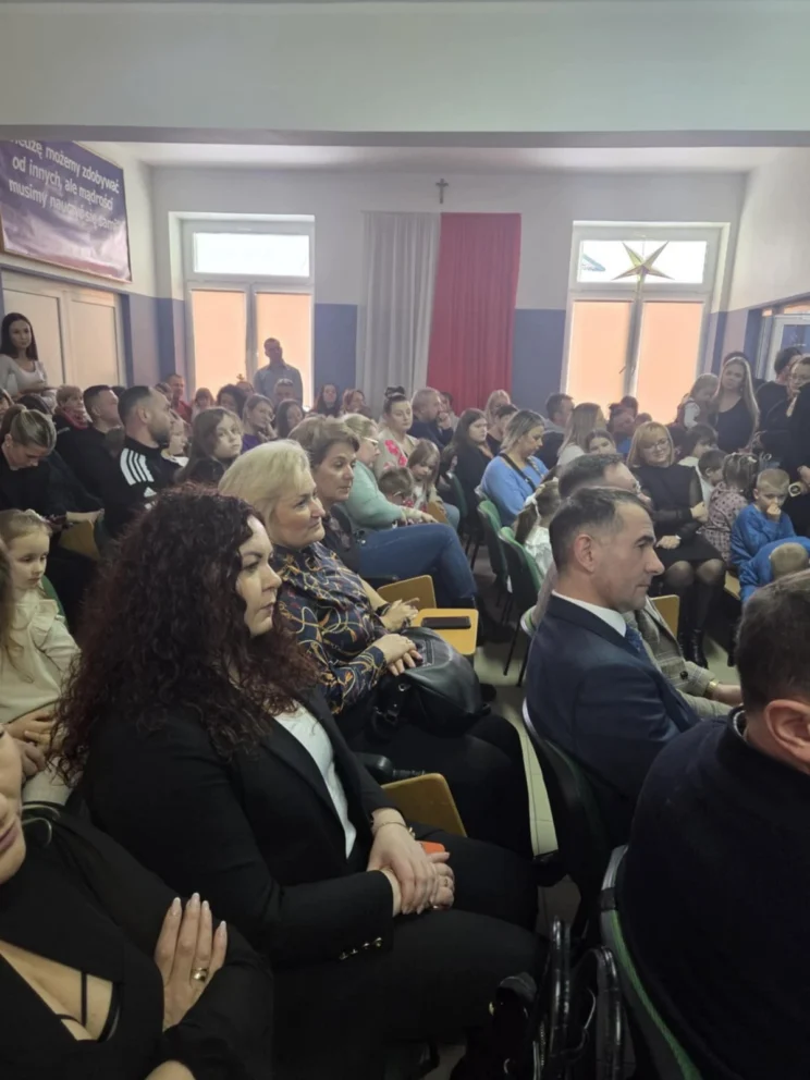 d012b6d3 f7fd 4b74 ba05 63a122a99c99