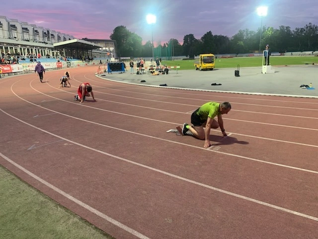 zawody 16.05 jurek 200m