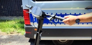 Na hulajnodze elektrycznej jechał 63 km/h środkiem jezdni 271 252993