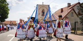 Uroczystości Bożego Ciała w Myszyńcu 711695635_122186167064872607_2032698994890565577_n