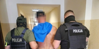 Ukrywał się, został zatrzymany przy wsparciu policyjnych kontrterrorystów 271 256536