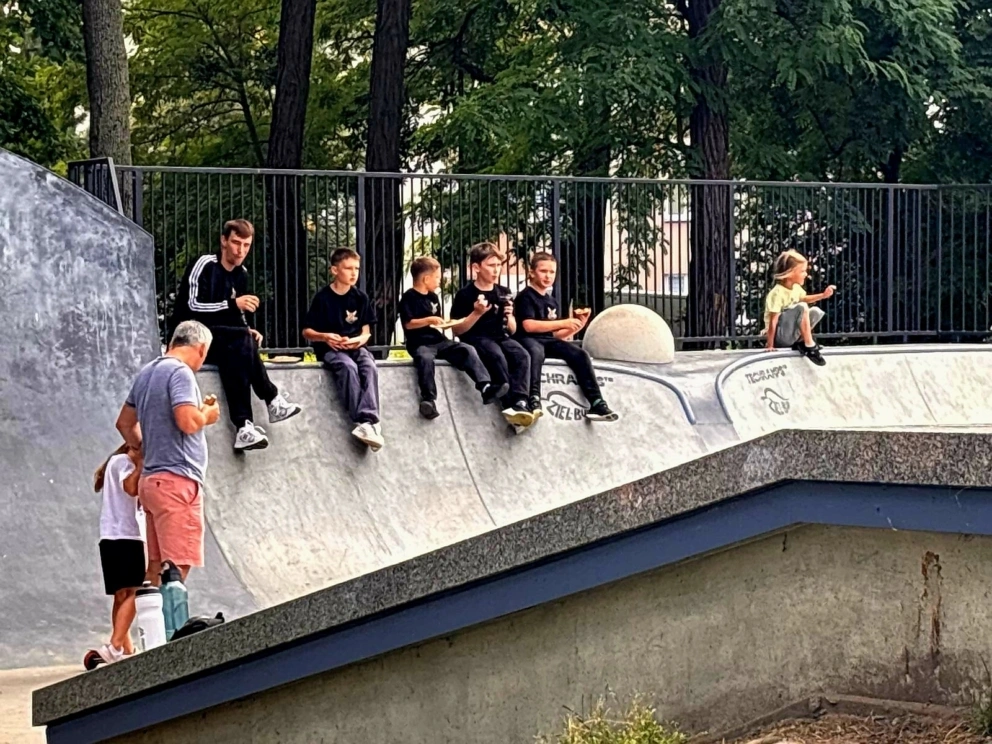27506