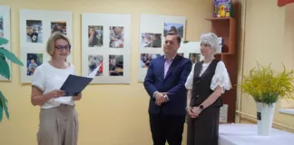 Wystawa ,,Mój czas”- wakacyjne warsztaty uspołeczniania 801963992_1771123580869704_6015064668711981754_n